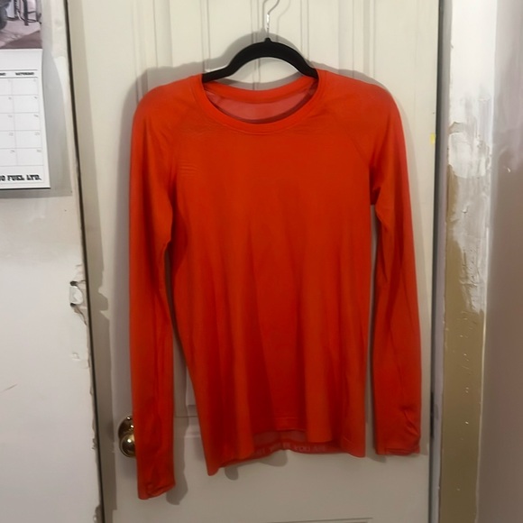 Lululemon Long Sleeve Swiftly Size 8 Orange - Picture 1 of 3